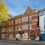Modern Deluxe 2 Bedroom Apartment In Canning Town Excel Centre